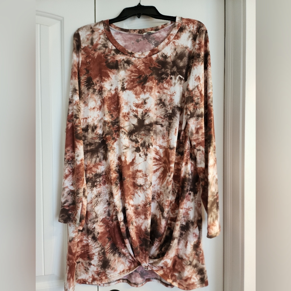 EUC Egs Long Sleeve Tunic